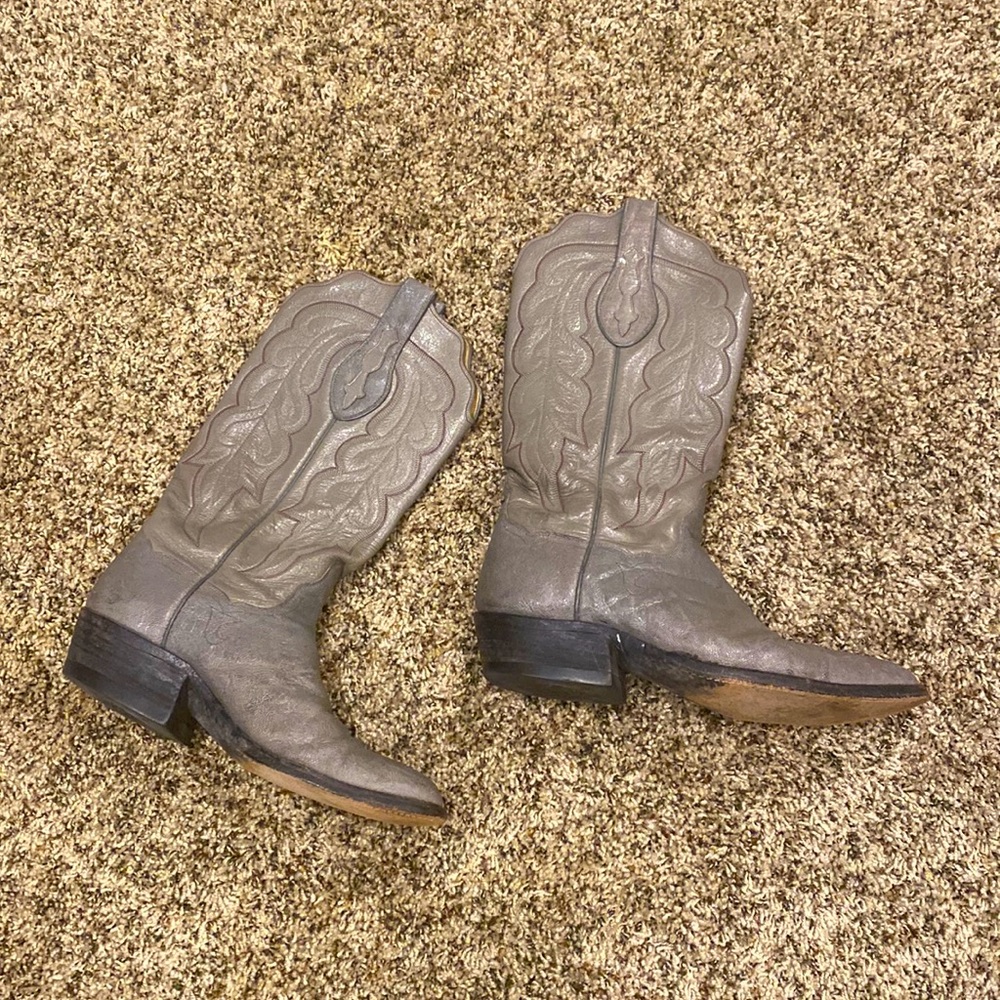 Vintage 9.5 women’s western cowboy boots